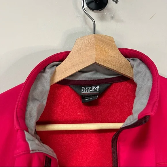 Womens Outdoor Research Soft Shell Jacket - Picture 3 of 8